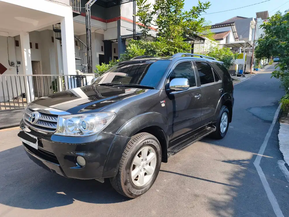 Toyota Fortuner 2010 Diesel