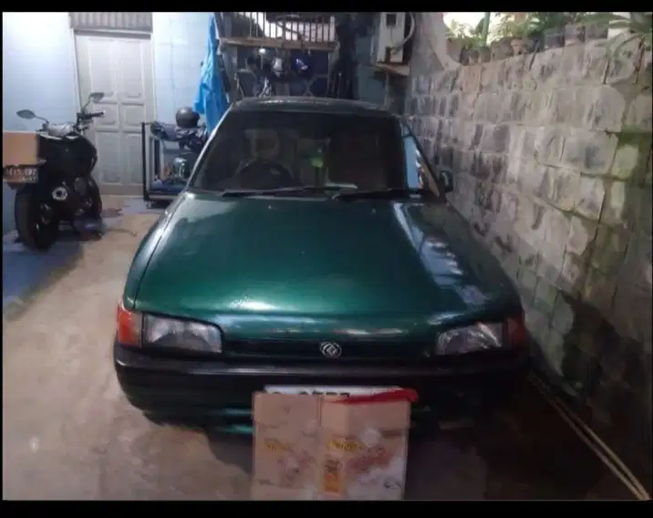 Mazda 323 1992 Bensin