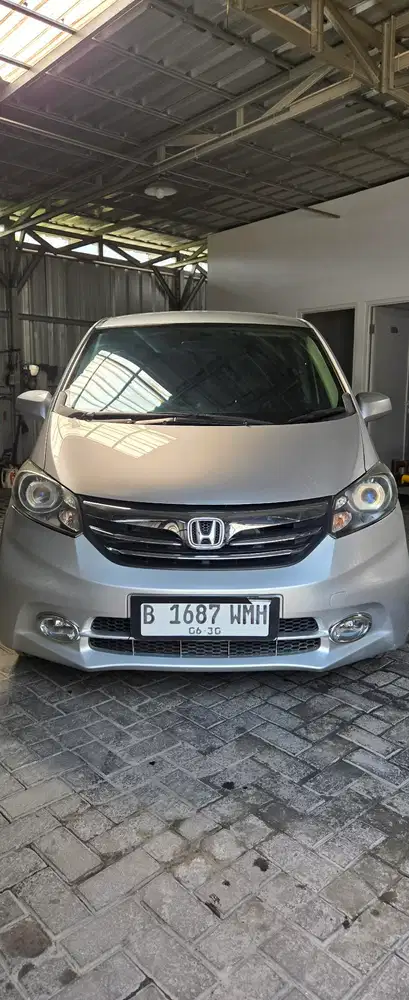 Honda Freed 2011 Bensin