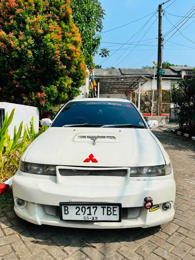 Mitsubishi Lancer 1991 Bensin