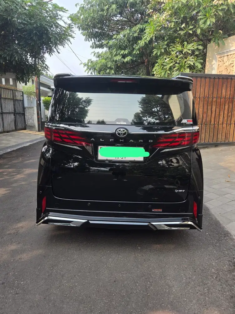 Toyota Alphard HEV Hybrid  Modelista (Harga Cash)