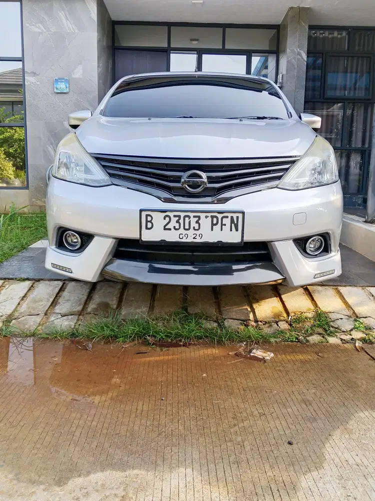 Nissan Grand livina 2018 Bensin