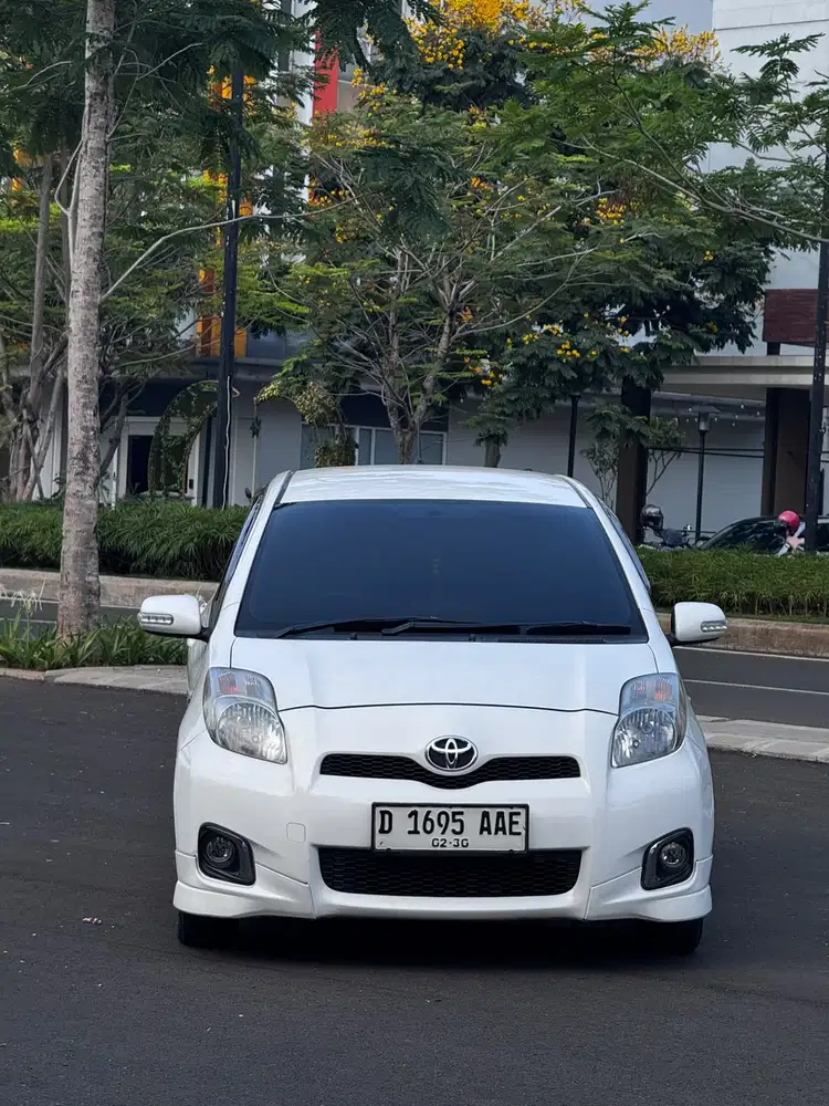Toyota Yaris 2012 Bensin