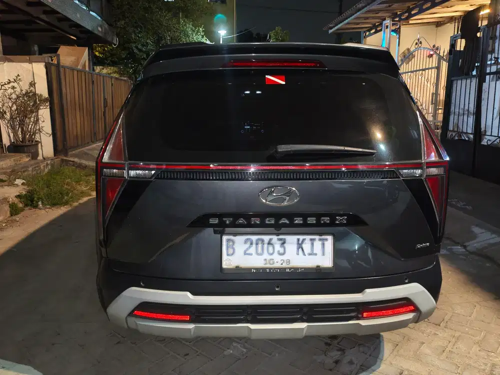 Hyundai Stargazer X 2023 Bensin