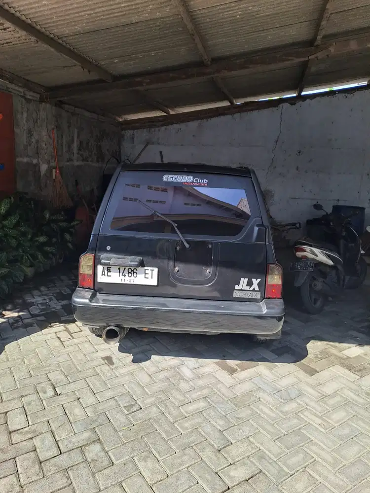 Suzuki Escudo 1995 Bensin