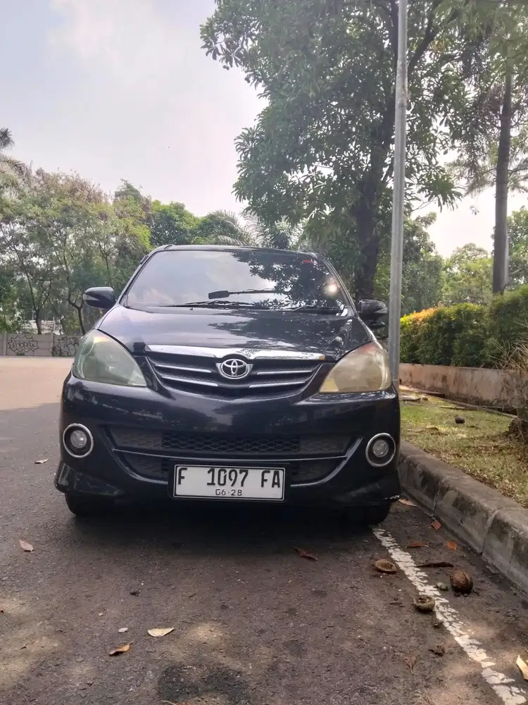 Toyota Avanza 2010 Bensin