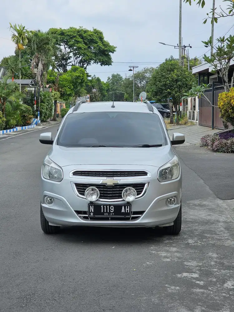 Chevrolet Spin 2013 Bensin