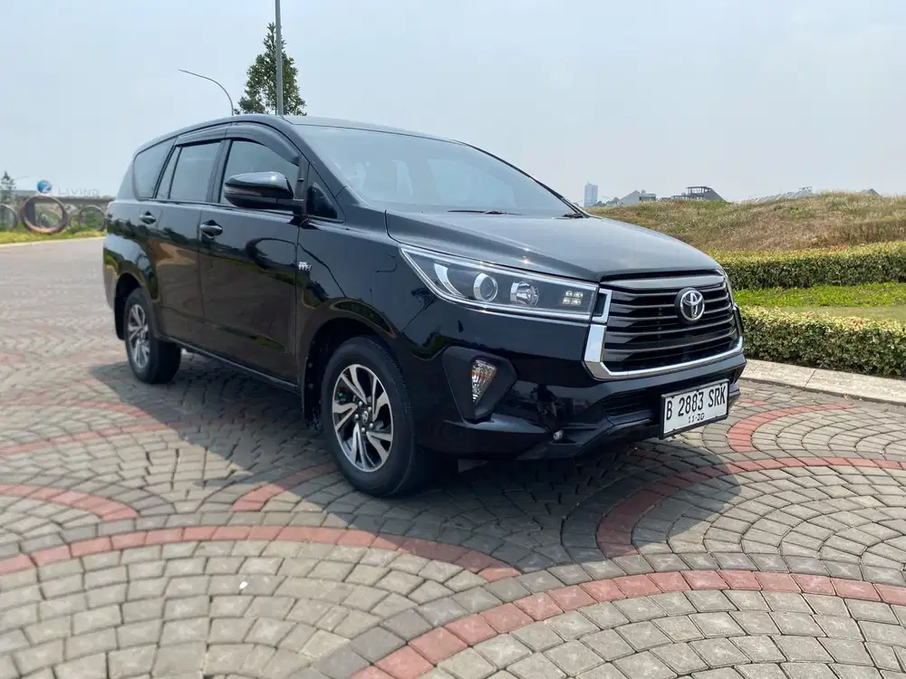 Toyota Innova V 2.0 2020