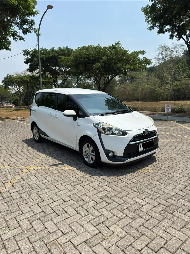 Toyota Sienta 2017 Bensin