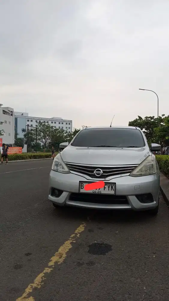 Nissan Livina 2014 Bensin