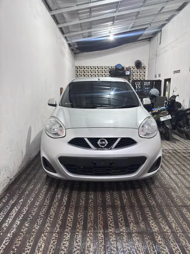 Nissan March 2014 Bensin