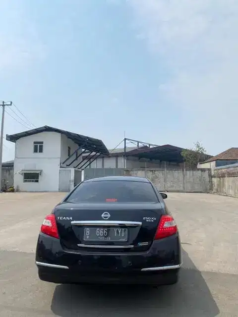 Nissan Teana 2011 Bensin