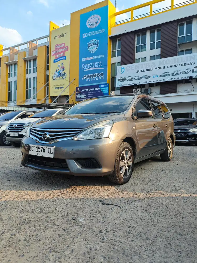 Nissan Grand livina 2015 Bensin