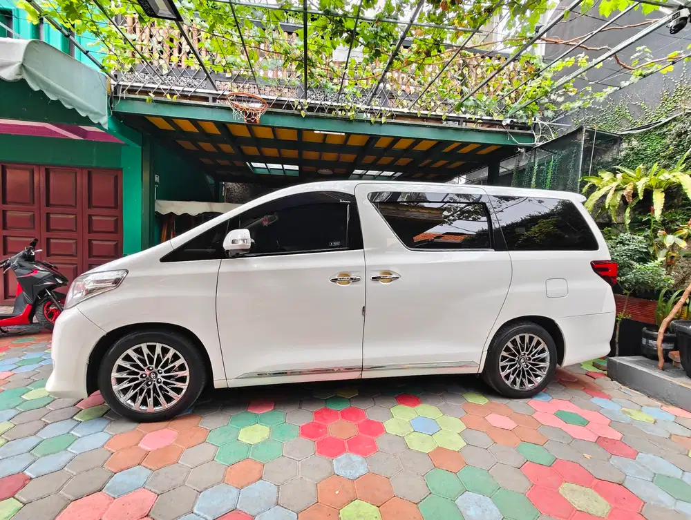 Toyota Alphard 2012 Bensin