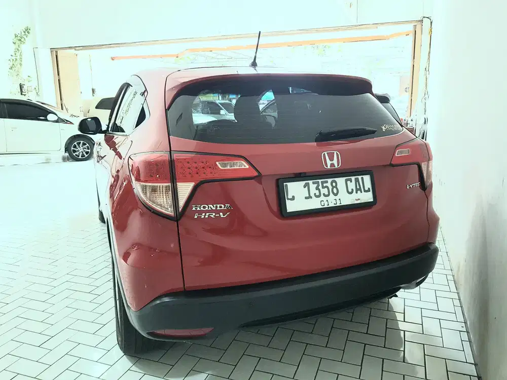Honda HR-V E AT 2015 Bensin