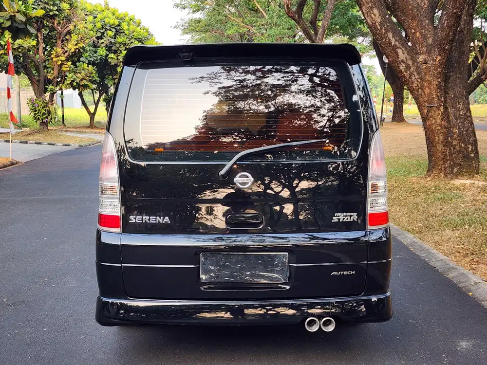 Nissan Serena 2010 Bensin