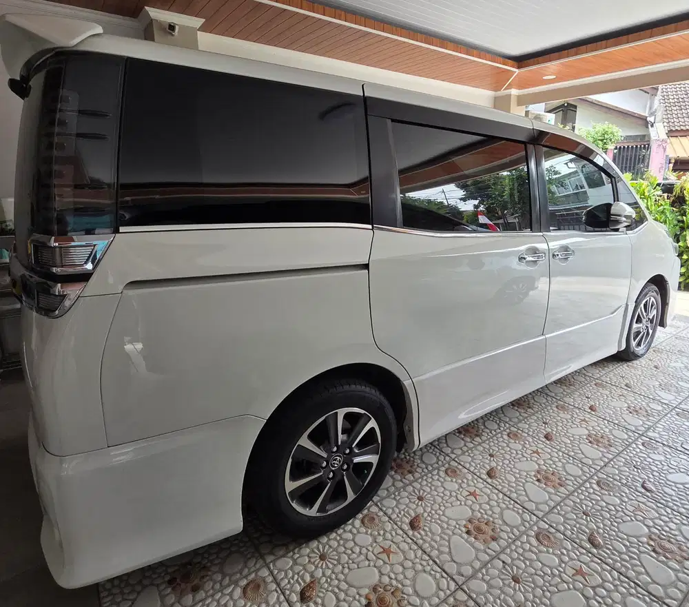 Toyota Voxy 2018 2018 Bogor