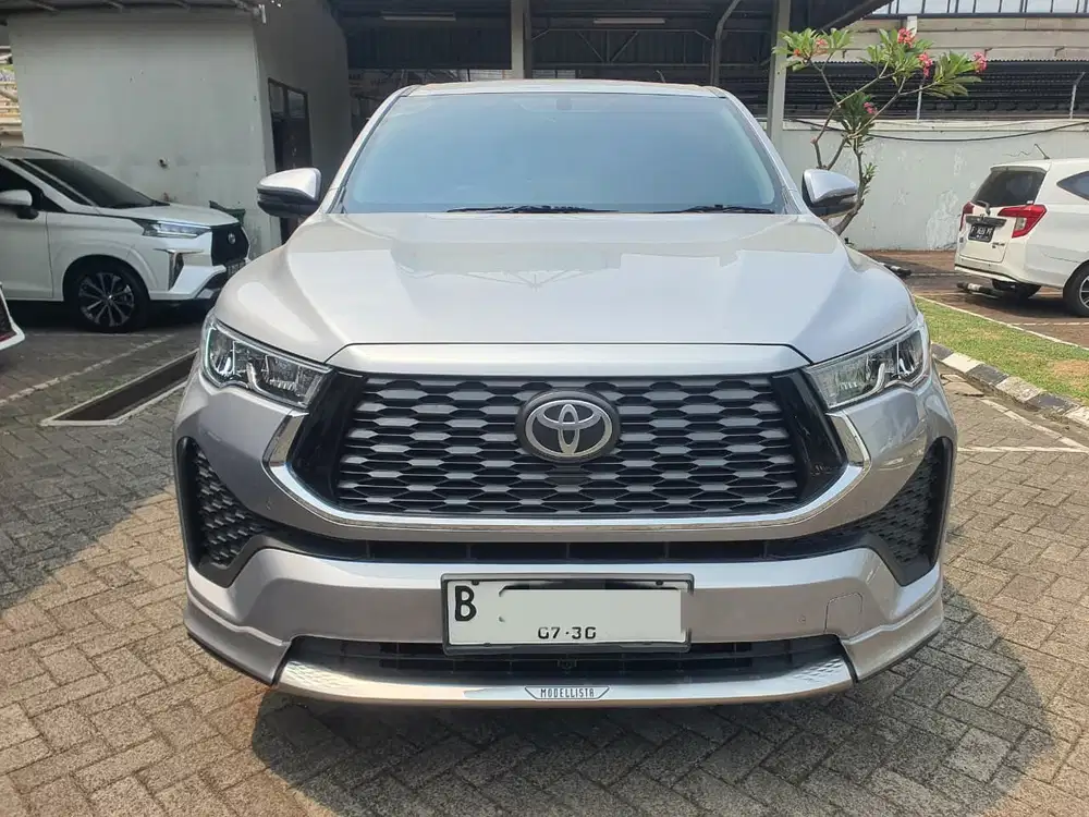 Toyota Kijang Innova 2025 Hybrid