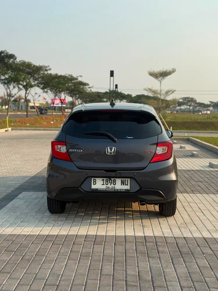 Honda Brio type RS at matik thn 2023 Bensin