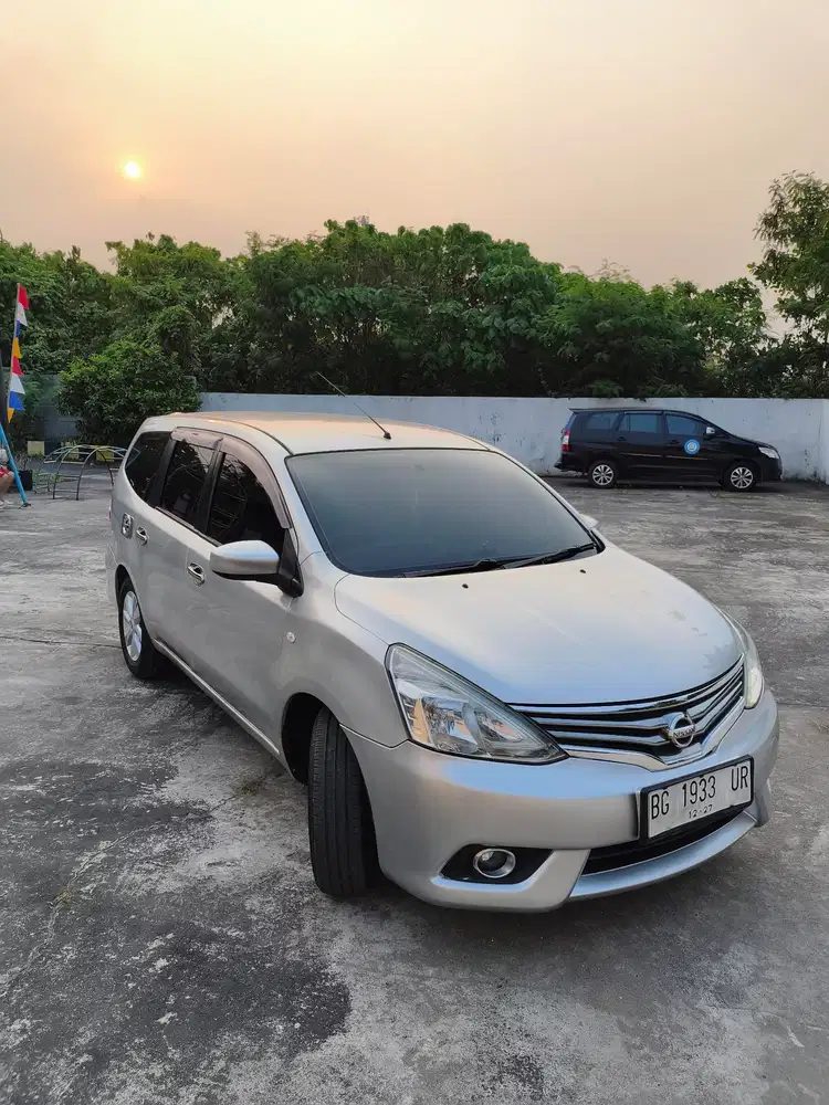 Nissan Grand Livina 1.5 SV AT 2017