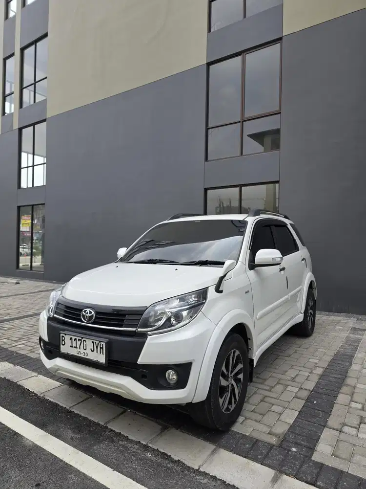 Toyota Rush G 1.5 A/T 2015