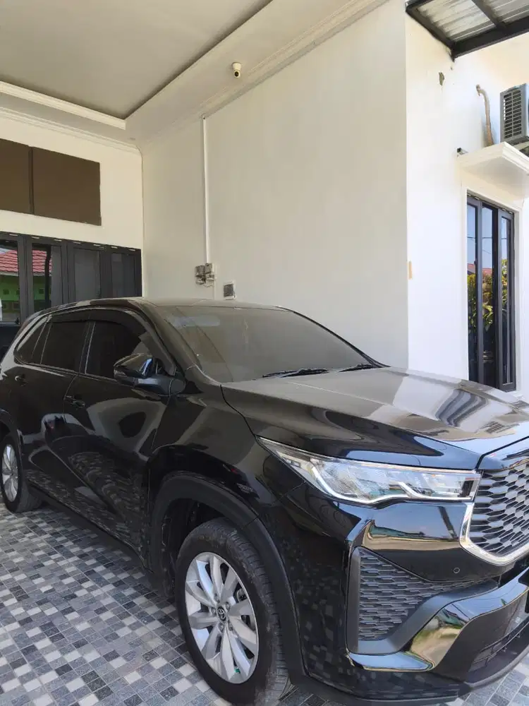 Toyota Kijang Innova 2023 Bensin