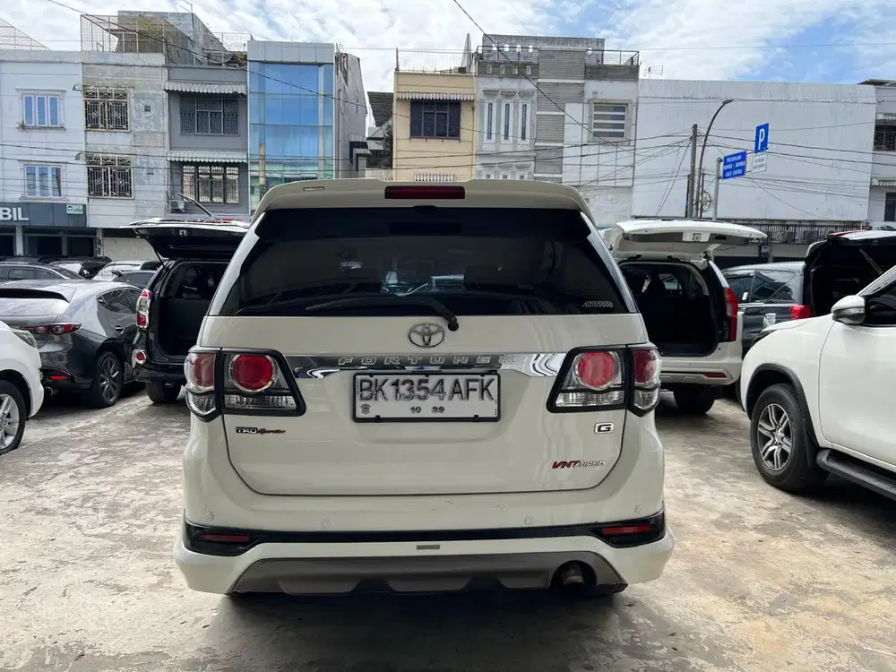 Toyota Fortuner VNT TRD manual 2013