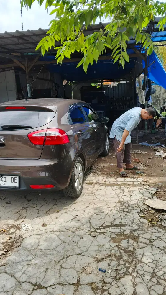 Kia Rio 2012 Bensin