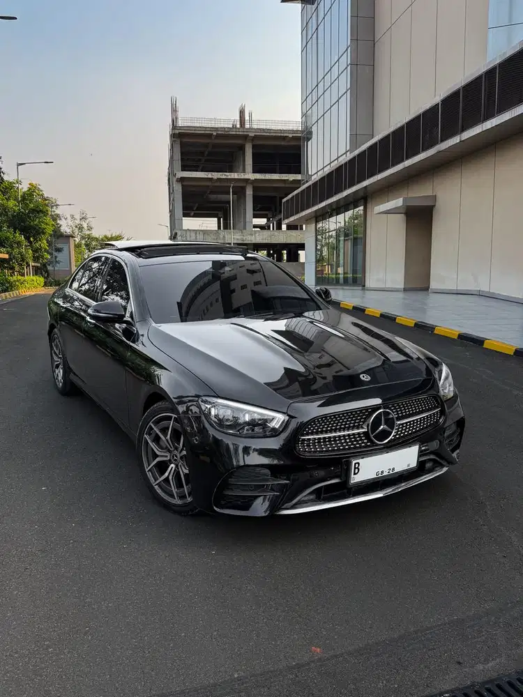Mercedes-Benz E300 2023 Bensin