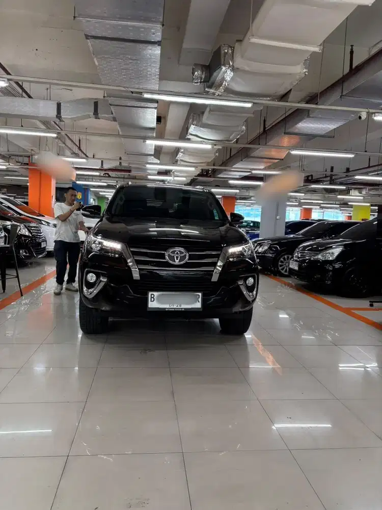 Toyota Fortuner 2.4 VRZ 2016 Low km Ban tembus dr baru