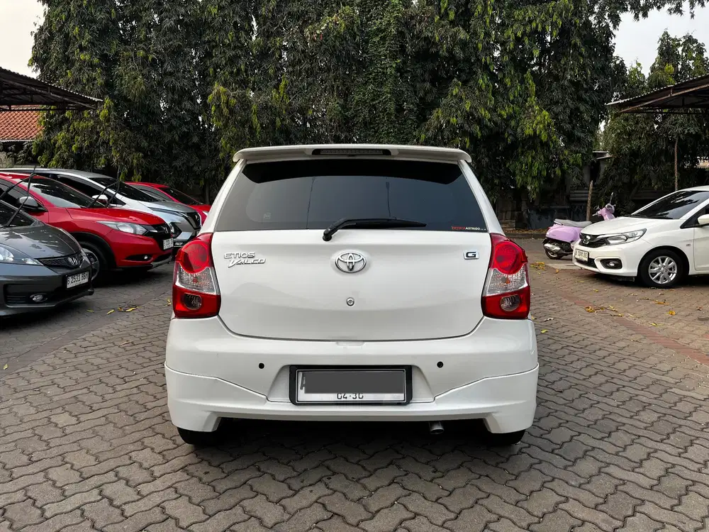 Toyota Etios Valco G 2015 DP 5 JT !!!