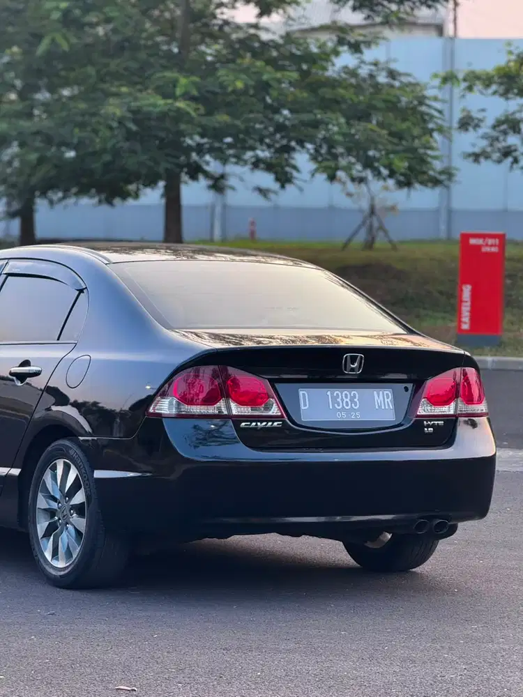 Honda Civic 2010 Bensin