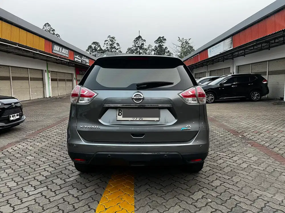Nissan X-Trail 2015 Bensin