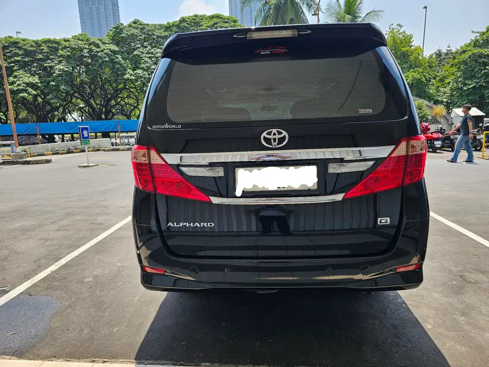 Toyota Alphard 2012 Bensin