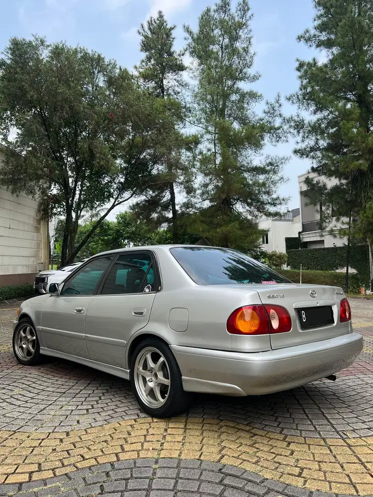 Toyota Corolla 2000 Bensin