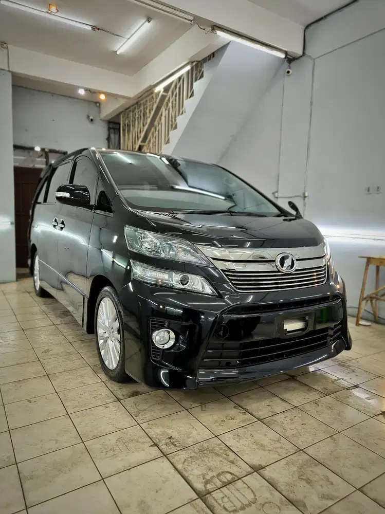 Toyota Vellfire 2013 Bensin