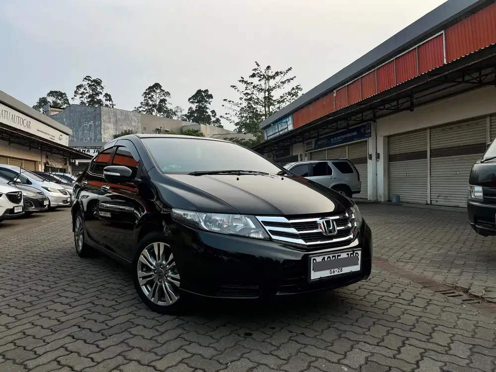 Honda City E 2013 DP 10 JT!!!