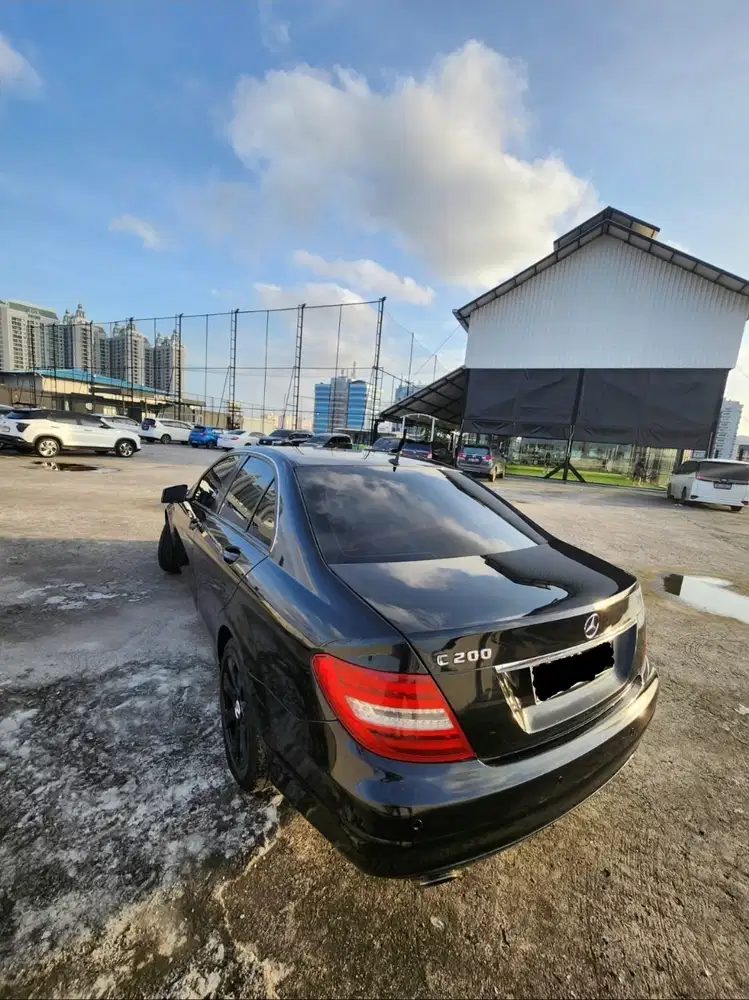 Mercedes-Benz C200 2013 Bensin