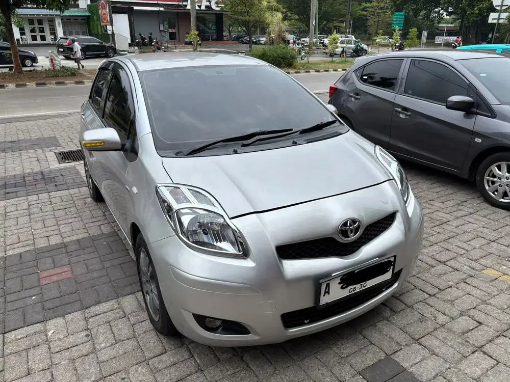 Toyota Yaris 2010 Bensin