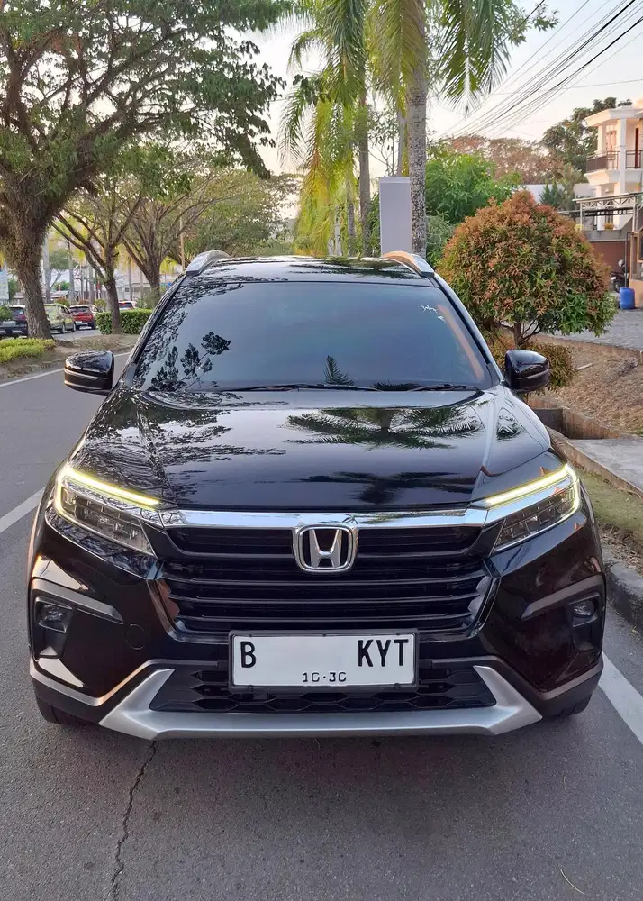 HONDA BR-V PRESTIGE AT 2022 (CASH/KREDIT)