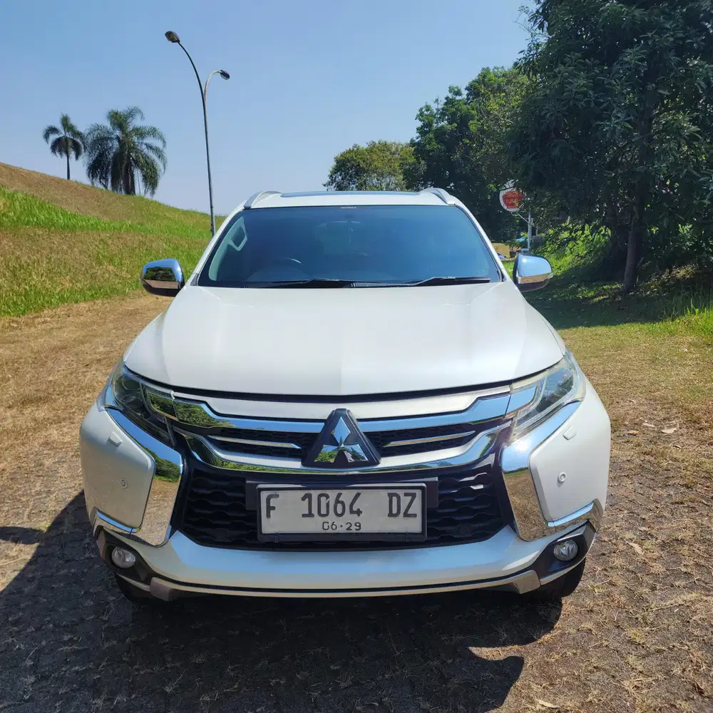 Mitsubishi Pajero Sport Dakar 2019 Putih