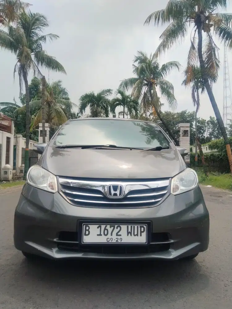 Honda Freed 2014 Bensin