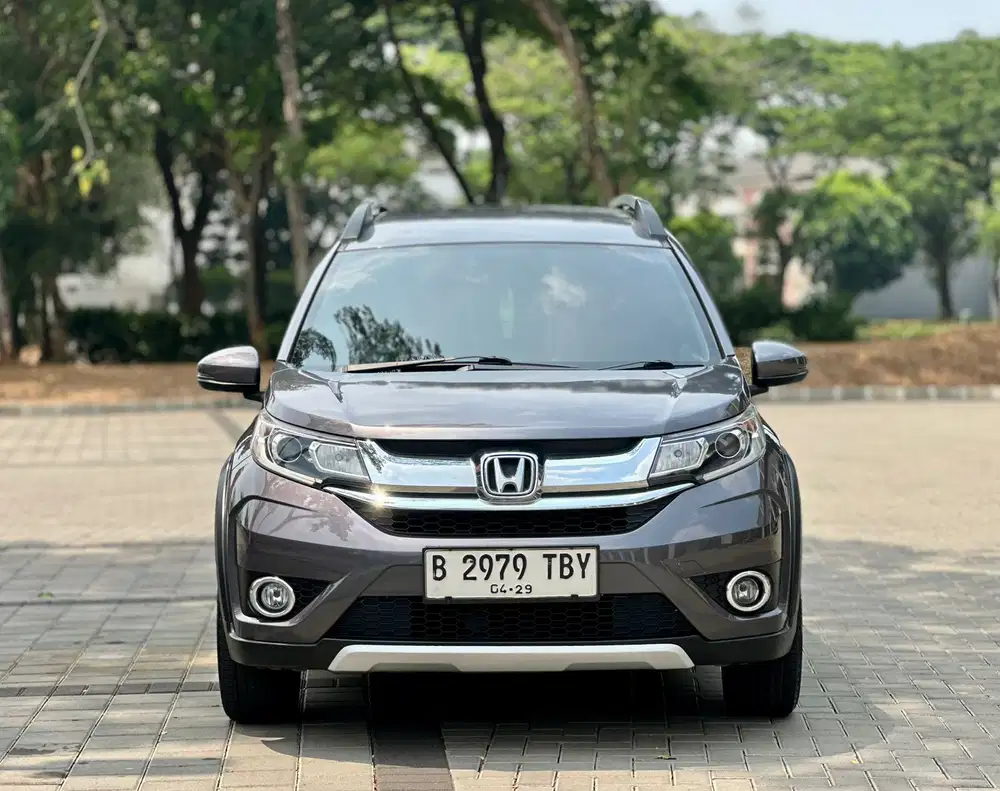 HONDA BR-V 1.5 E CVT 2017 - PAJAK PANJANG & LOW KM