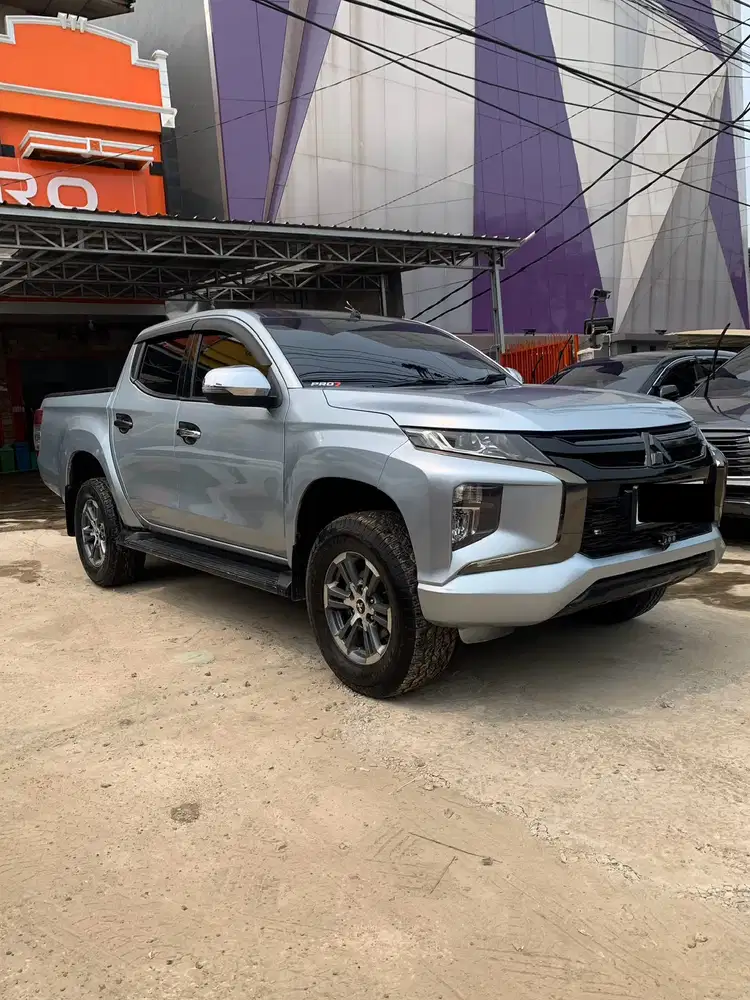Mitsubishi Triton 2.5 Exceed MT 2020