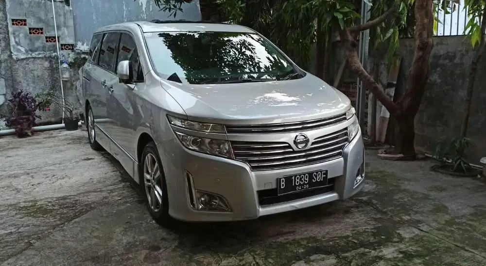 Nissan Elgrand 2011 Bensin