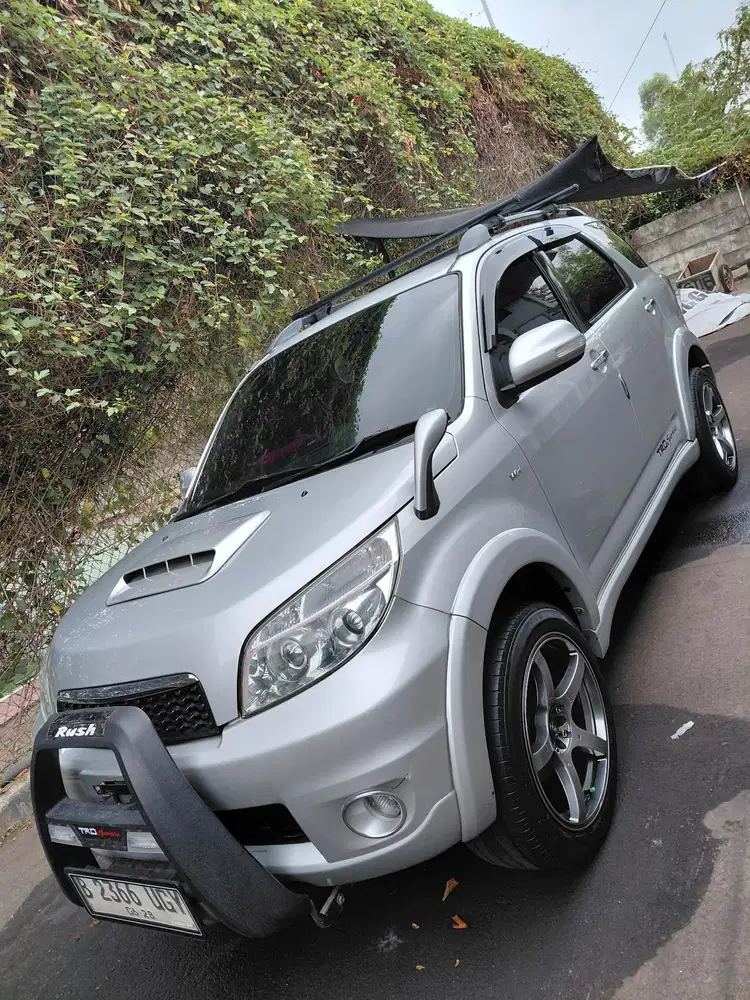 Toyota Rush 2011 Bensin