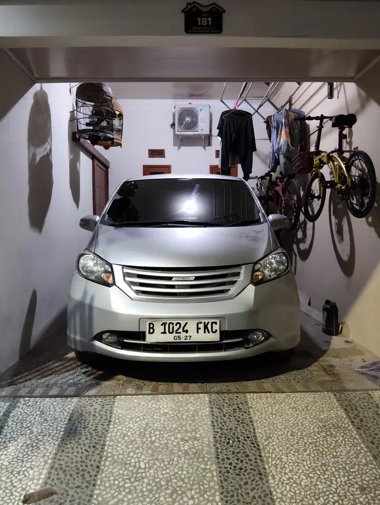 Honda Freed 2012 Bensin