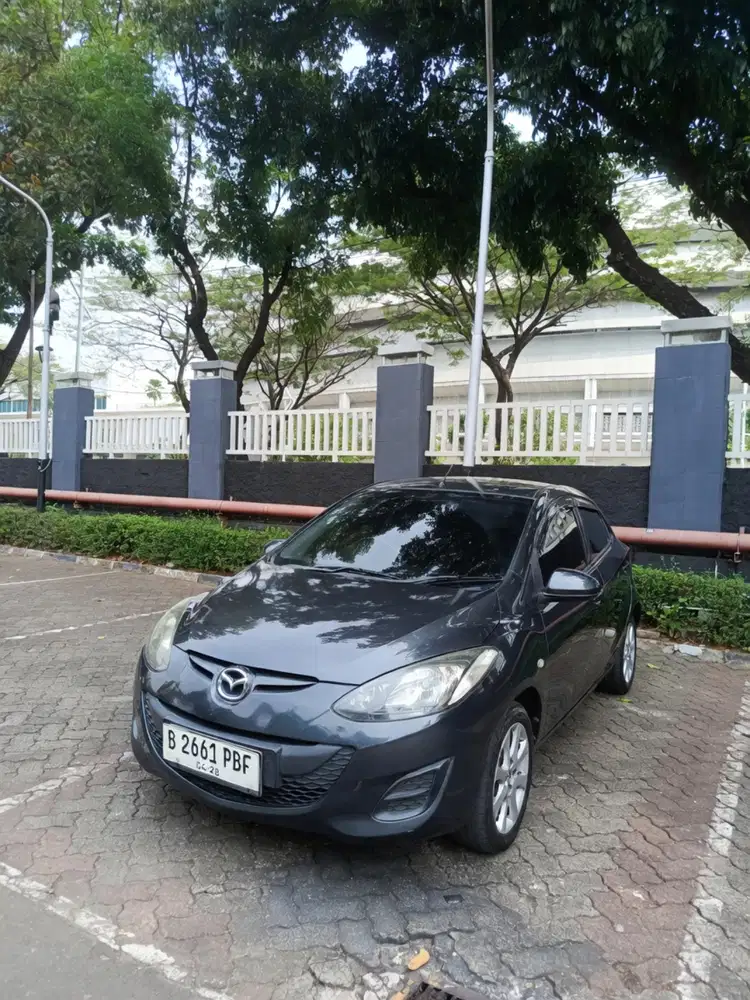 Mazda 2 2012 Bensin