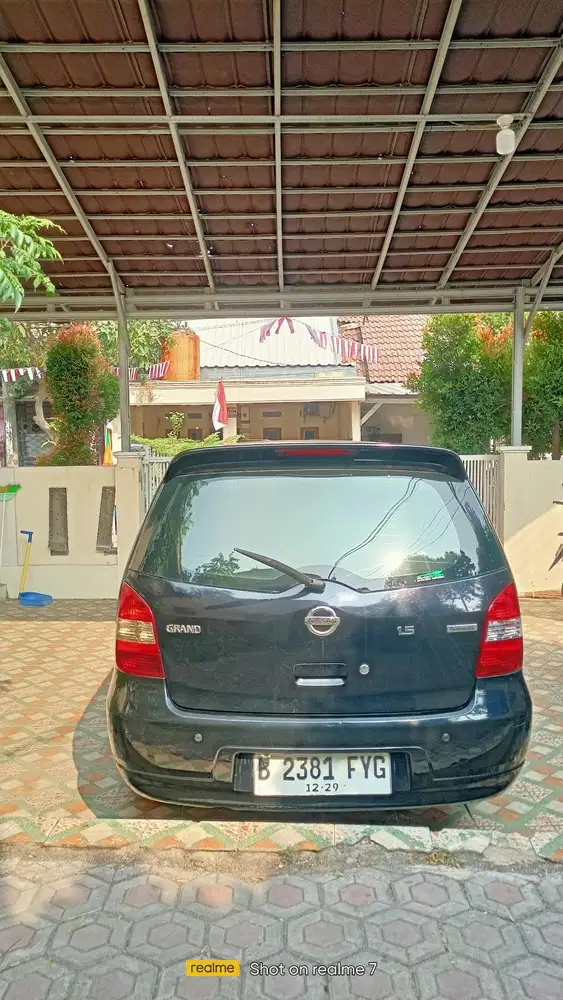 Nissan Grand livina 2010 Bensin