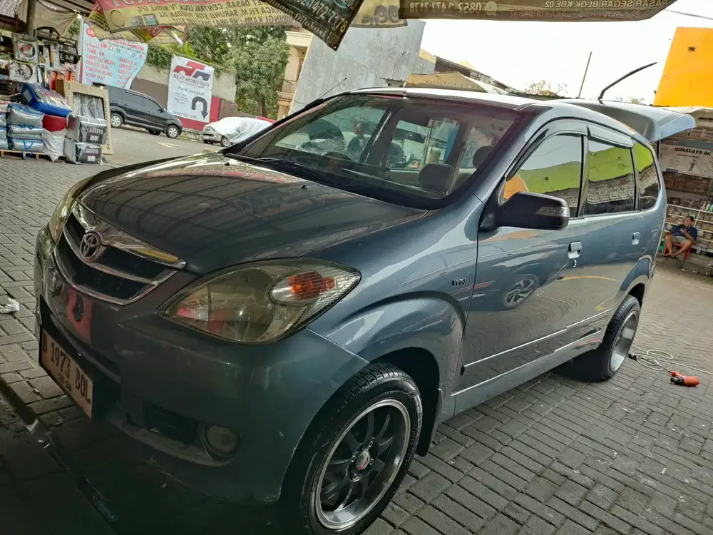 Toyota Avanza 2011 Bensin